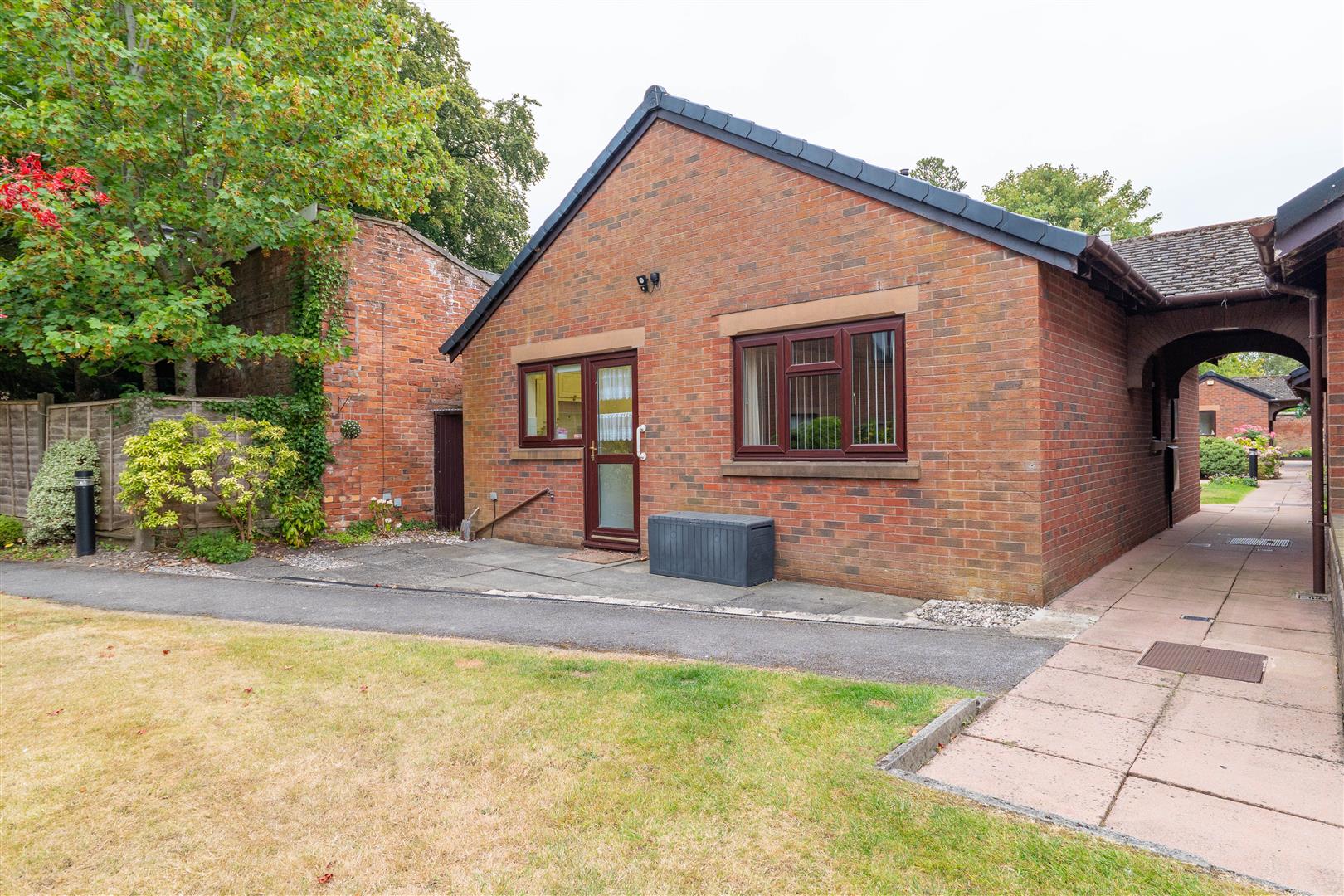 Penwortham Hall Gardens, Penwortham, Preston